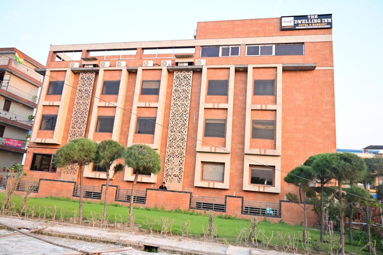 The Dwelling Inn Grander Noida Exterior foto